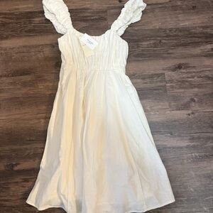 Abercrombie & Fitch Cream Dress!